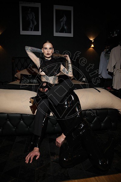 Foto Tentazioni Mistress Lady Violet  344 4376394